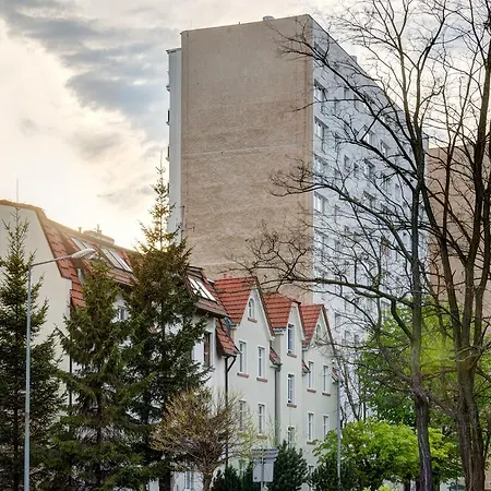Dom & House - Level Eleven With Sea View Apartment *