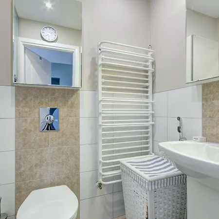 Dom & House - Level Eleven With Sea View Apartment