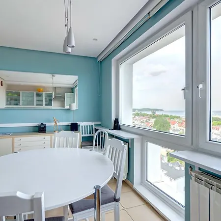 Dom & House - Level Eleven With Sea View